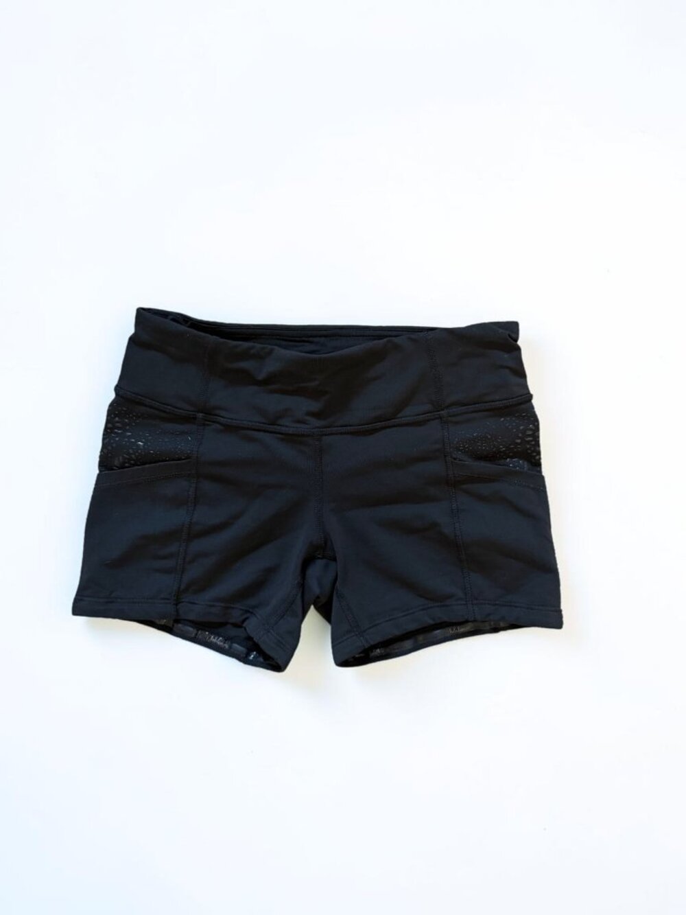 Lululemon Black Running Shorts Side Pockets Zip Pocket Size S